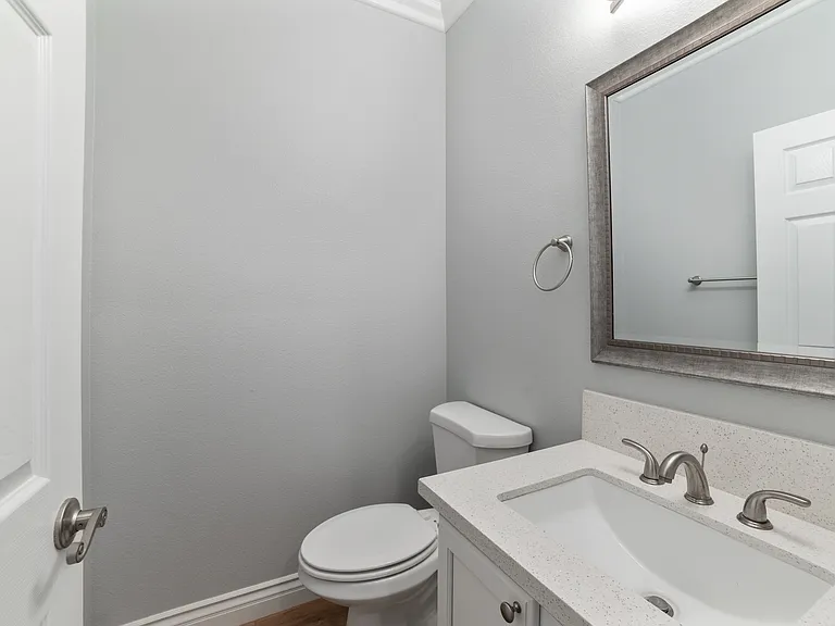 245 Wilted Jasmine Ct — Photo 4