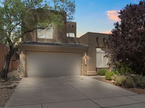 7705 Calle Carisma NE, Albuquerque, NM 87113