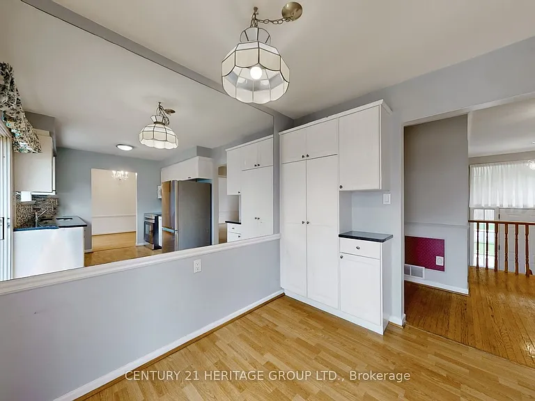 1 Dunsinane Dr — Photo 15