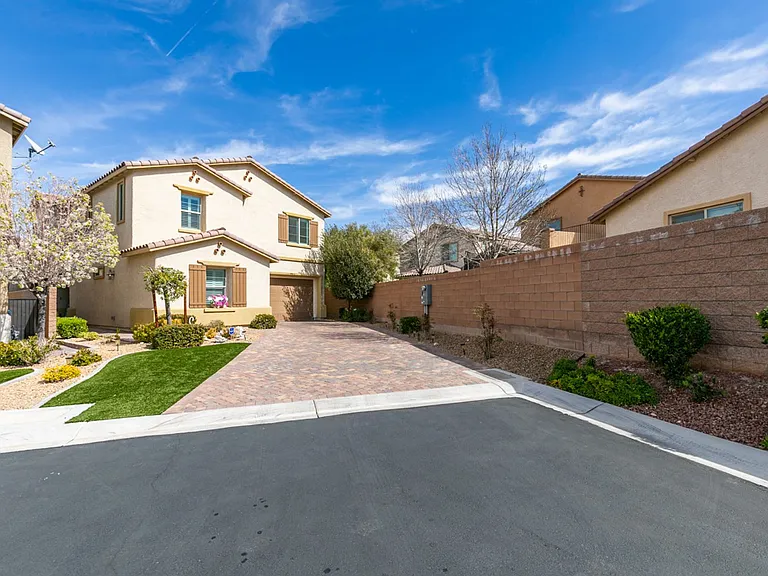 12314 Kings Eagle St — Photo 13