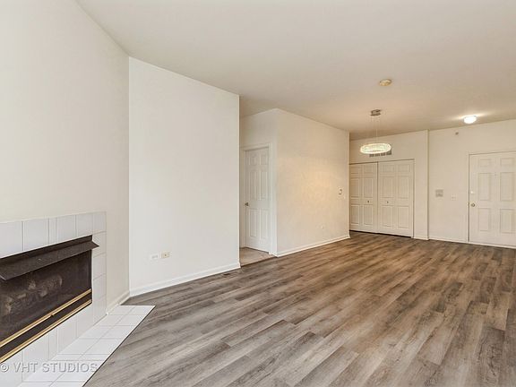 5th image of 3317 Stratford Ct Unit 2E