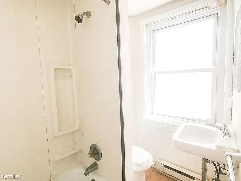 318 Butler Ave — Photo 15