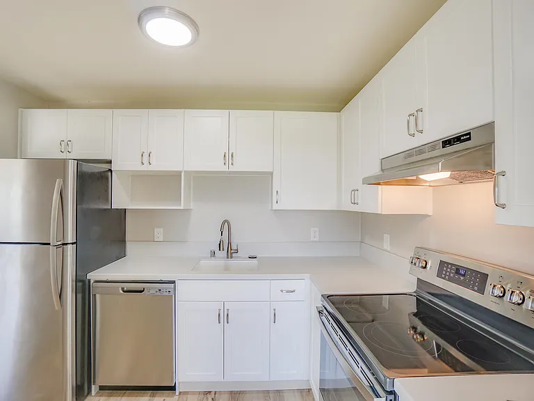 2100-2106 E 5th St #2102 — Photo 25