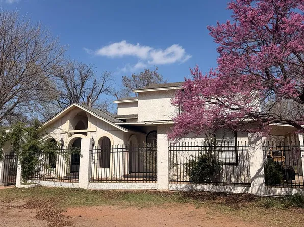 600 E Frederick St, Tipton, OK 73570