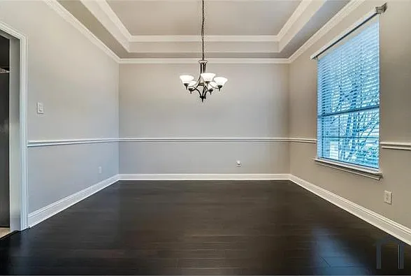 412 Bur Oak Trl — Photo 3