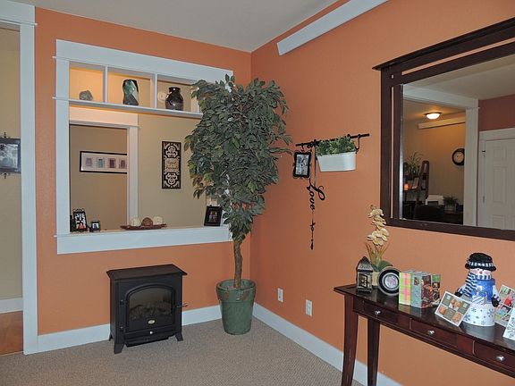 4th image of 741 Major Lake Dr