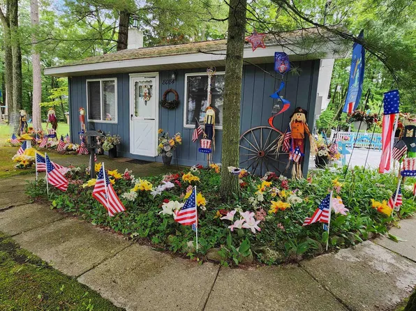 8084 Campbell Ave, Hale, MI 48739