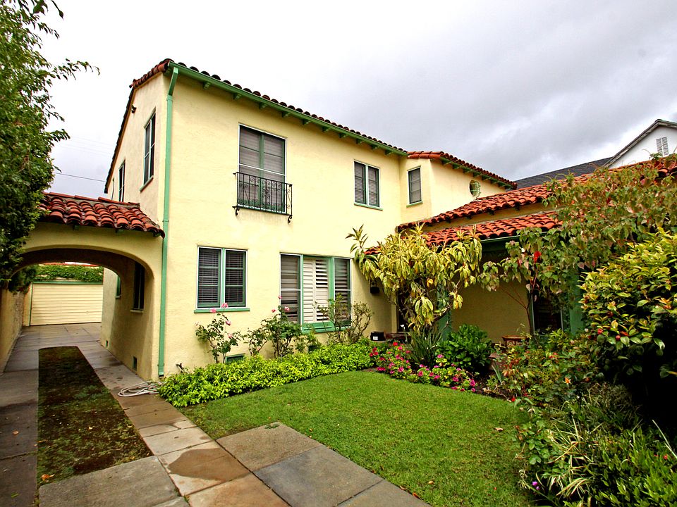 1st image of 321 El Camino Dr