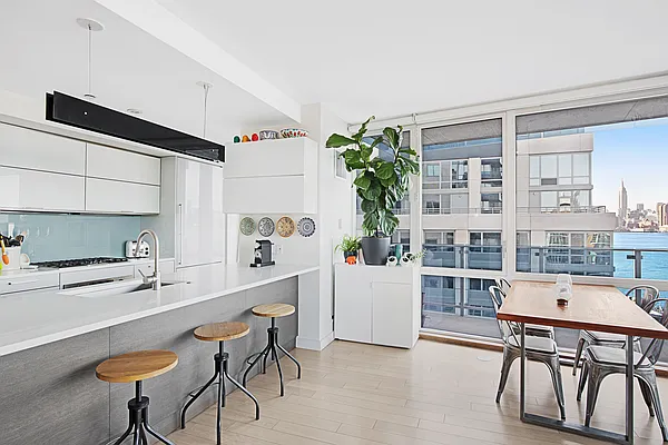 Sold by Compass | media 4