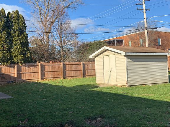 5th image of 623 Tiffany Dr