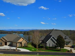 260 Whippoorwill Dr, Vonore, TN 37885