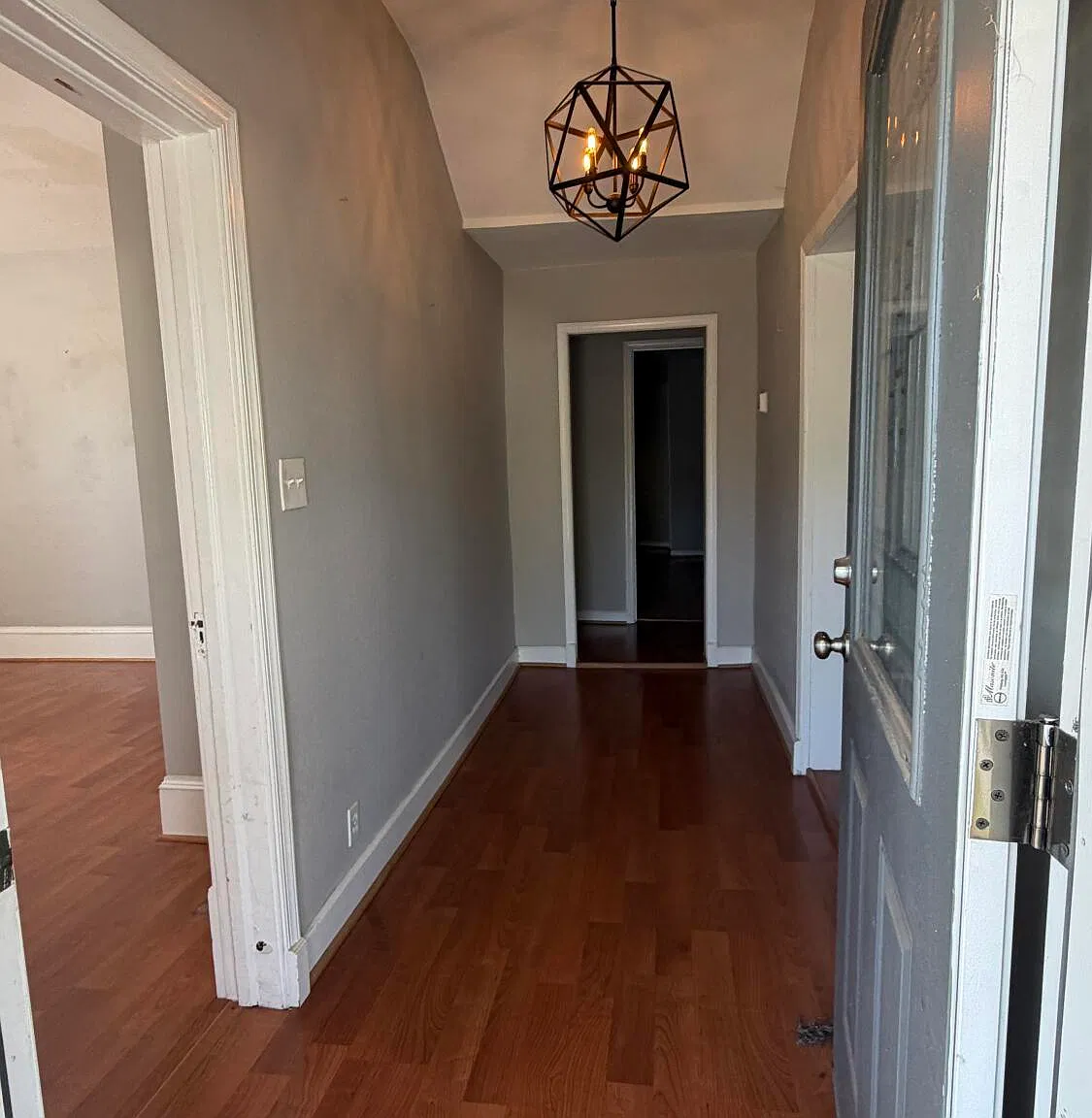 2 bed, 1.0 bath, 1178 sqft, $1,395 — Photo 2