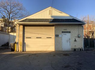 545 E Lafayette St, Bridgeport, PA 19401