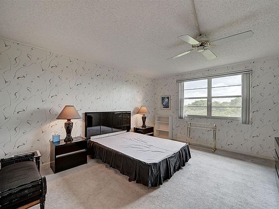 4th image of 1605 Abaco Drive #D4
