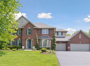 6895 Ruby Ln, Chanhassen, MN 55317