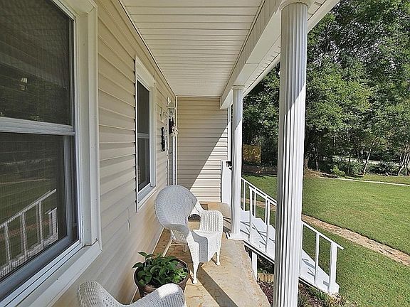 5th image of 5400 Lake Ct