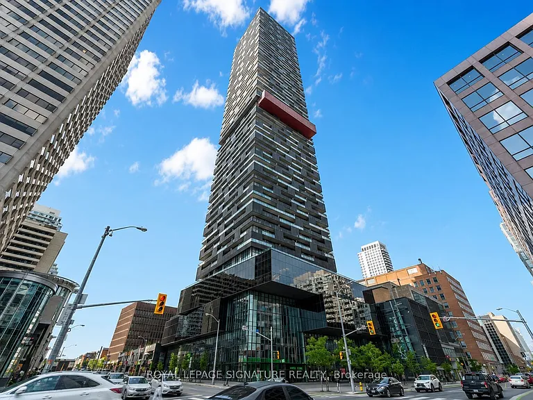 8 Eglinton Ave E #3608 — Photo 32