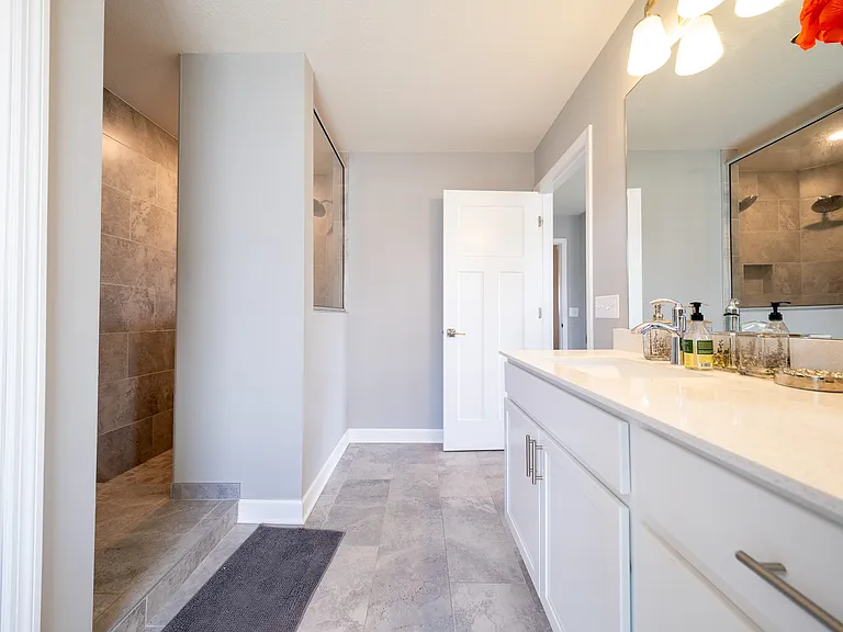 6644 Coach House Ln — Photo 23