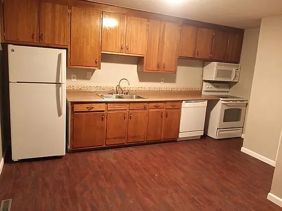614 Superior St #614 — Photo 3