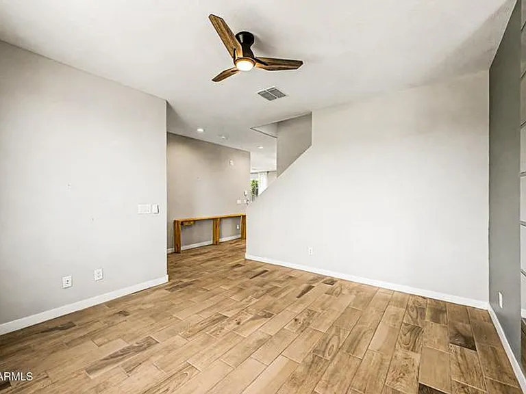 10950 W Beatrice St — Photo 6