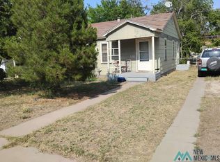 712 Pratt St, Carlsbad, NM 88220