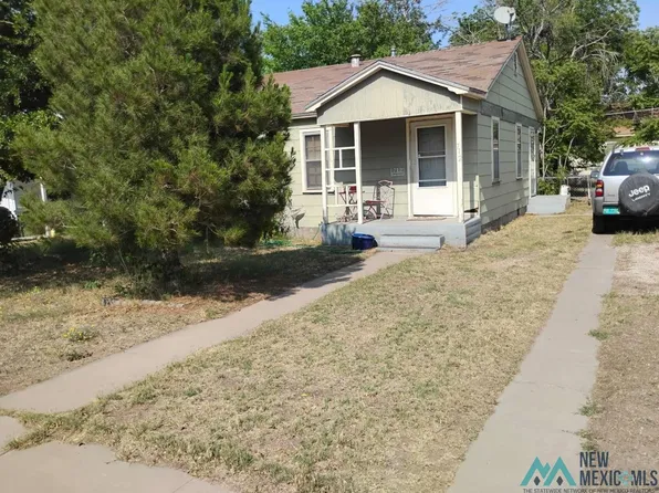 712 Pratt St, Carlsbad, NM 88220