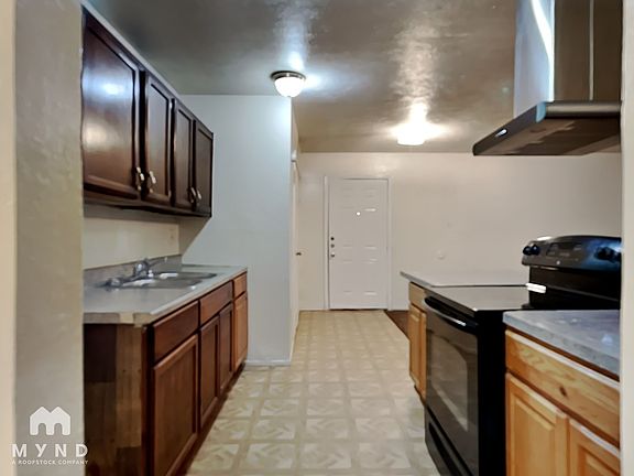 4th image of 14006 Pinewest Ct