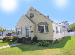 152 Bryson Ave, Staten Island, NY 10302