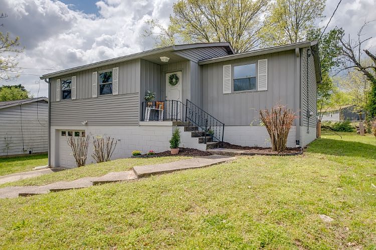 1st image of 1028 Mallow Dr