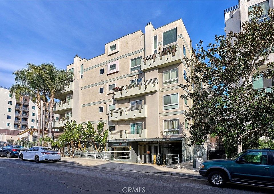 1st image of 1036 S Serrano Ave Unit 105