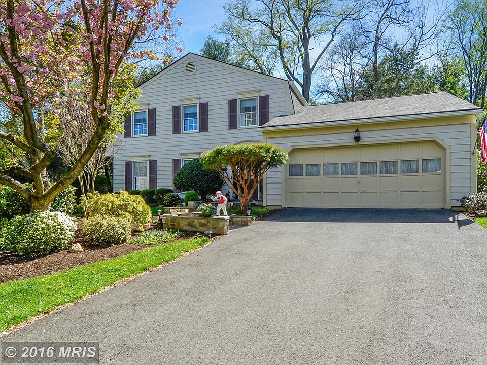 1st image of 13 Bouldercrest Ct