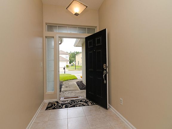 3rd image of 973 Mineral Creek Dr