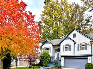 915 Huntclub Blvd, Auburn Hills, MI 48326