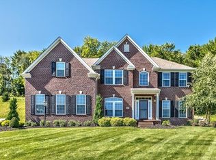 127 Sweetwater Dr, Sewickley, PA 15143