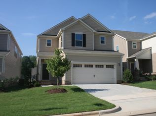 2910 Macbeth Ln, Apex, NC 27502