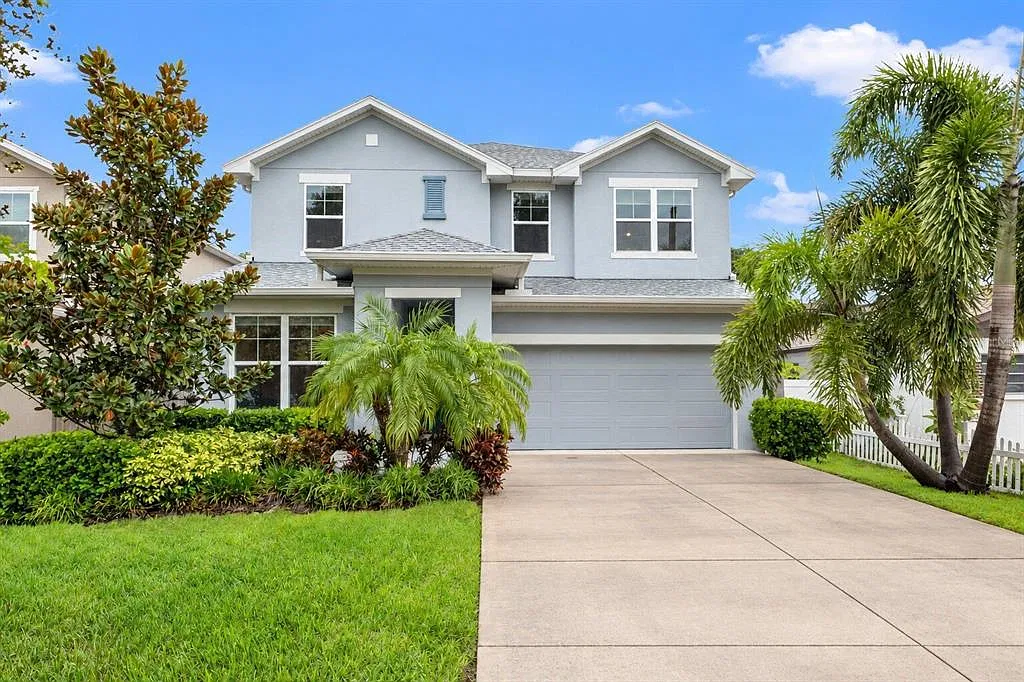 4 bed, 3.0 bath, 2687 sqft, $5,800 — Photo 1
