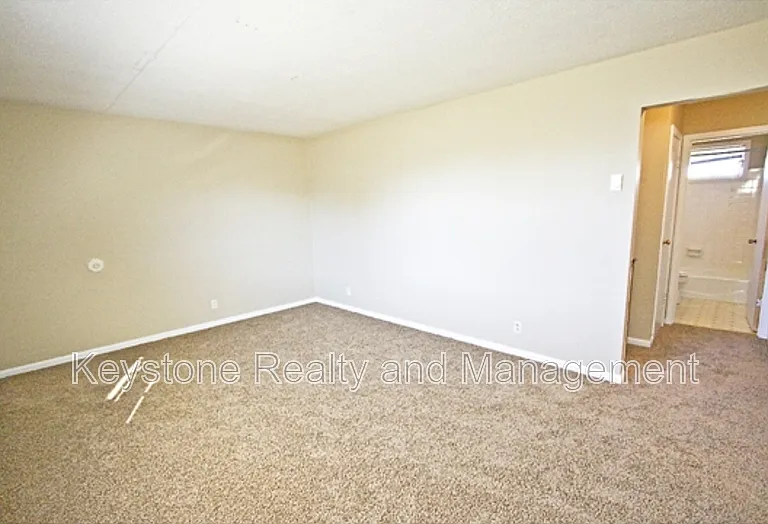 151 Airport Rd #A — Photo 2