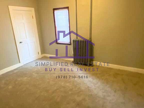 2nd image of 260 Park St #1R