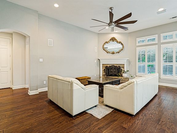 5th image of 2401 Brown Bear Way