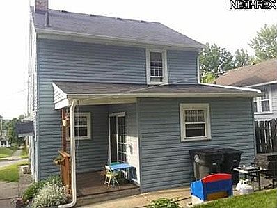 5th image of 1368 Arnold Ave