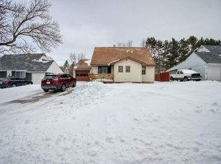 417 Arlington Rd, Hoyt Lakes, MN 55750