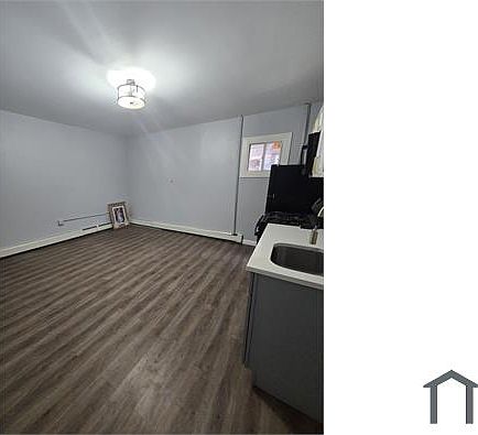 4th image of 129 S Day St Floor 1