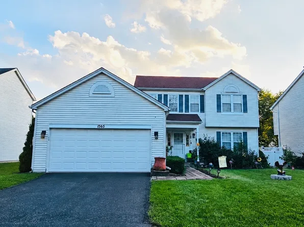 1565 Baytree Dr, Romeoville, IL 60446