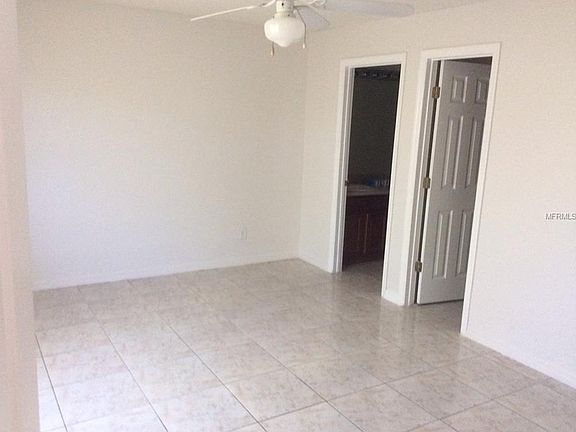 5th image of 862 Ognon Ct