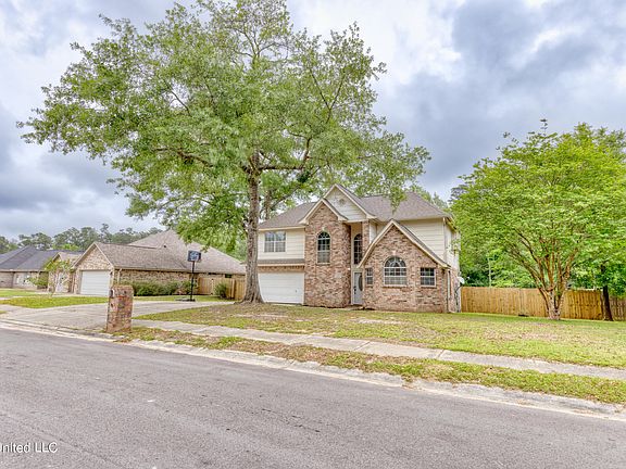 2nd image of 13634 Tara Hills Cir