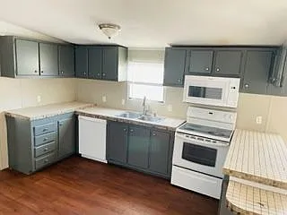 Village Oaks — Photo 9