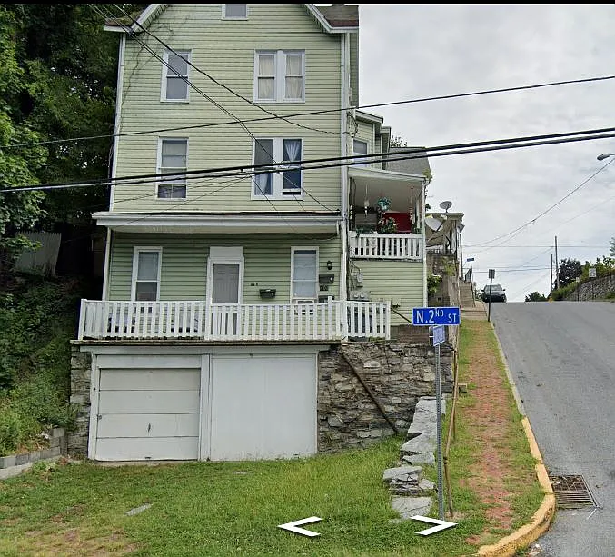 401 N 2nd St #A photo 1