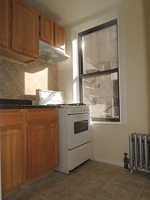 Rented by J Misrahi Realty Corp | media 35