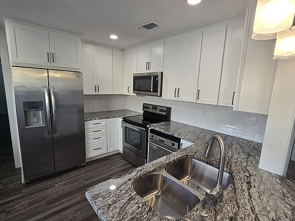 4th image of 4513 7th St N