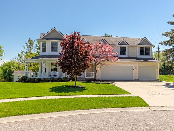 2nd image of 979 Cliffdale Dr